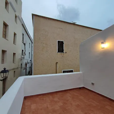 Residenza Nel Borgo L'appusentu Bed & Breakfast *