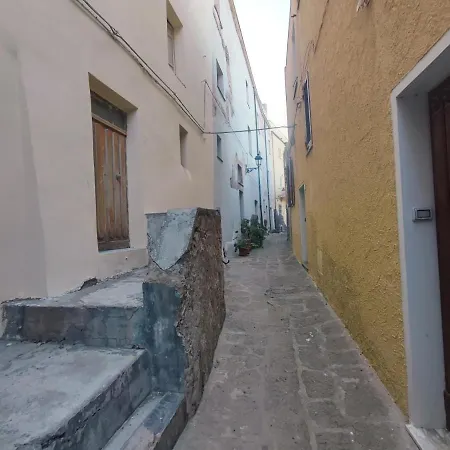 Bed & Breakfast Residenza Nel Borgo L'appusentu Castelsardo