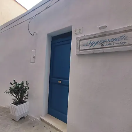 Residenza Nel Borgo L'appusentu לינה וארוחת בוקר קאסטלסארדו