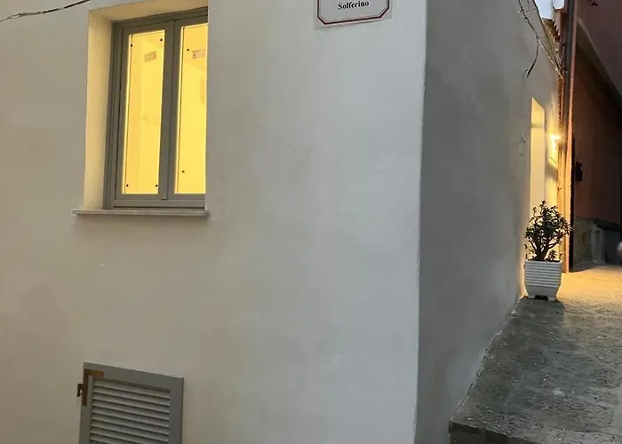 Residenza Nel Borgo L'appusentu Panzió Castelsardo
