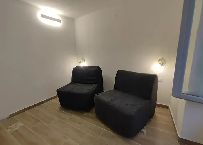 Residenza Nel Borgo L'appusentu Panzió Castelsardo