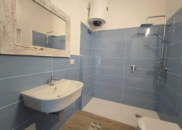 Residenza Nel Borgo L'appusentu Panzió Castelsardo